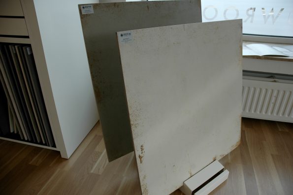 Showroom Artipose — Carrelages grand format en exposition murale